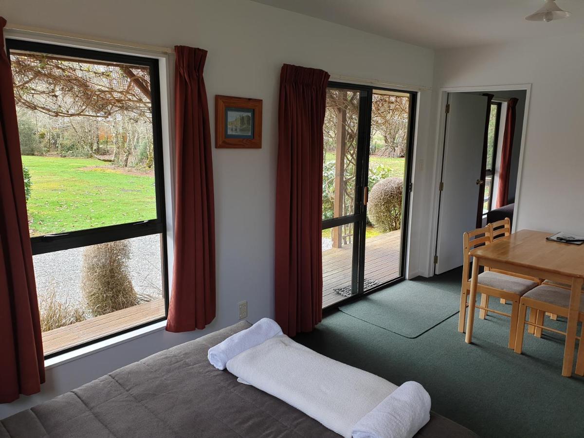 Lake Brunner Country Motel & Holiday Park Moana Kültér fotó